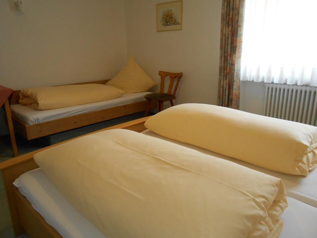 Landgasthof Schutzen Otel Tengen Oda fotoğraf